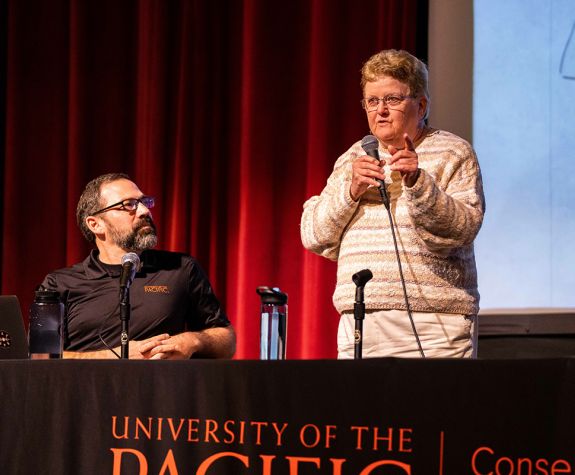 Leslie Ann Jones speaking at Pacific Music Industry Conference 2023